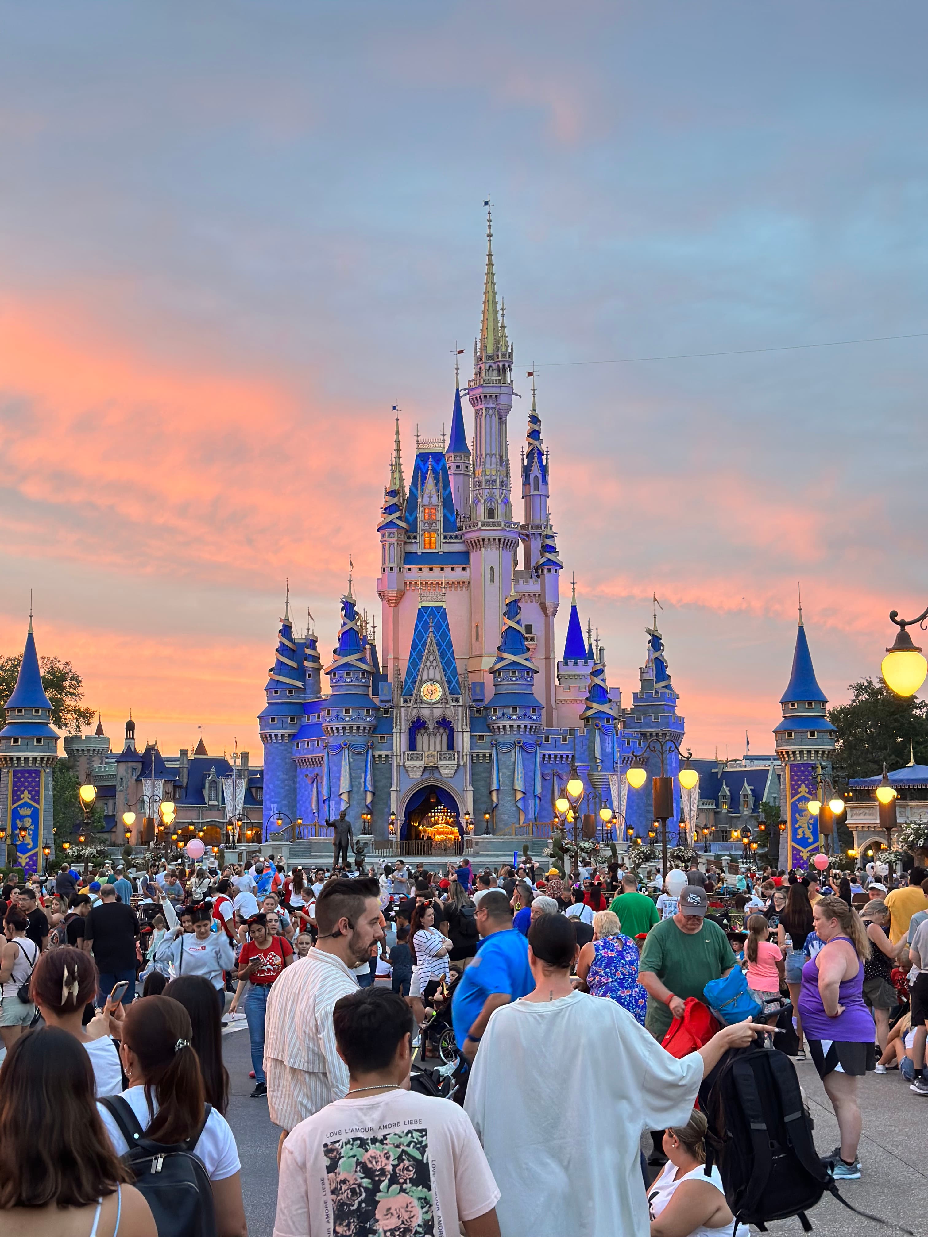 Vai ao Magic Kingdom e não sabe onde comer?